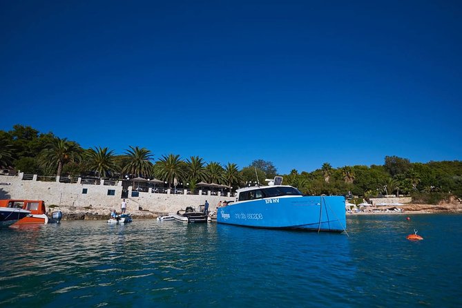 3-Island Split Boat Tour (Šolta Drvenik Mali, Drvenik Veli) - Leaving Split Riva at 8:30 a.m.