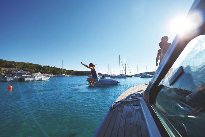 3-Island Split Boat Tour (Šolta Drvenik Mali, Drvenik Veli) - Equipment, comfort, and what to bring