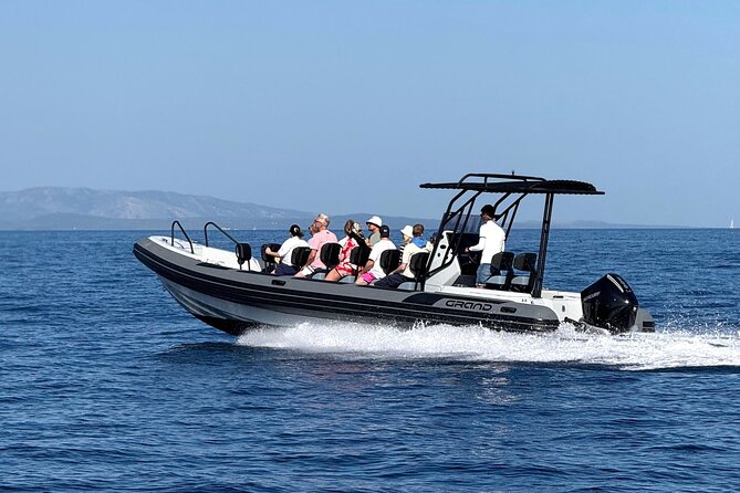 3 Islands Speedboat Tour: Golden Horn, Blue Lagoon & Jelsa Town - The ride, comfort, and swimming demands