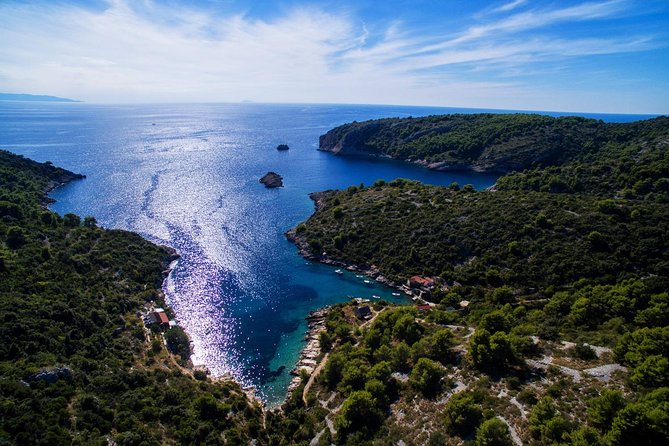 4-Island Split Boat Tour (Brač, Pakleni, Hvar, Šolta) - Zlatni Rat on Brač: the first major stop