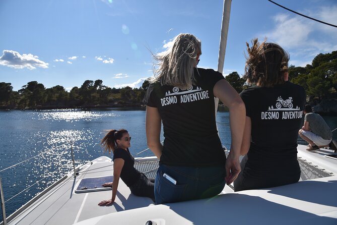 8-Day Private Sailing Tour from Split with Meals and Pickup - Day 5: Ston’s walls, Miloš wine, and Dubrovnik after dark