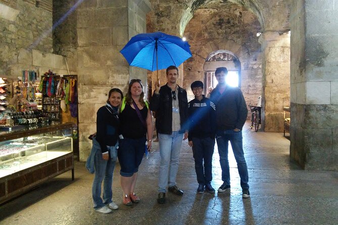 90-min Diocletian Palace Walking Tour - The Vestibul and palace lanes reveal the unusual layout