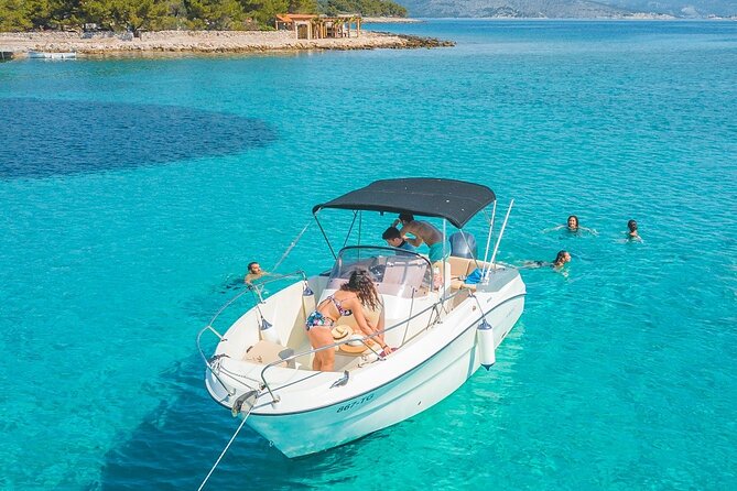 Adriatica Tour ( Blue Lagoon and Solta) from Trogir - What the skipper adds to the day