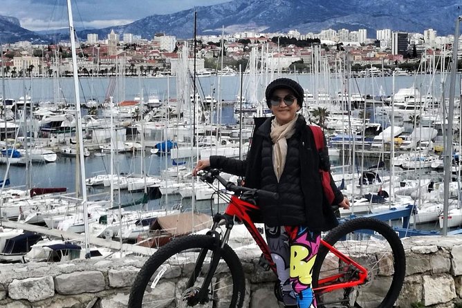 Ancient Split bike tour - Walking through the palace and its basement