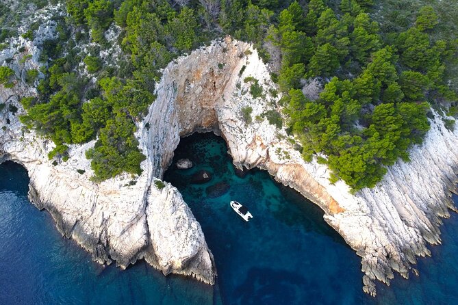 Bespoke private boat tour from Split & Trogir with a local expert - What a sample route through Hvar, Brač, and Šolta feels like