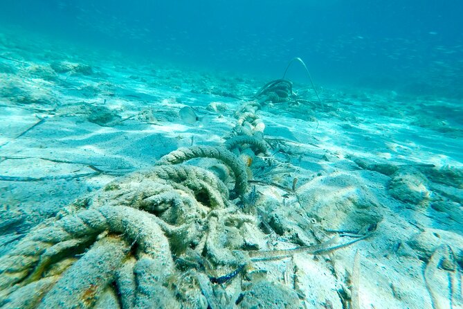 Blue Lagoon & 3 Islands Private Boat Tour - Boat comfort and the important weather warning