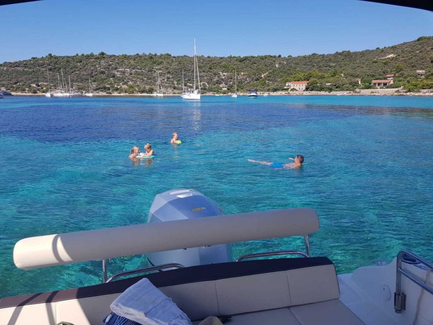 Blue Lagoon and hidden gems of island Šolta - What can affect the quality of the day