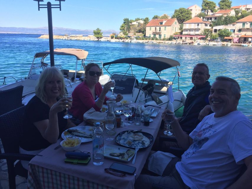 Blue Lagoon and hidden gems of island Šolta - Who will enjoy this Šolta boat trip most