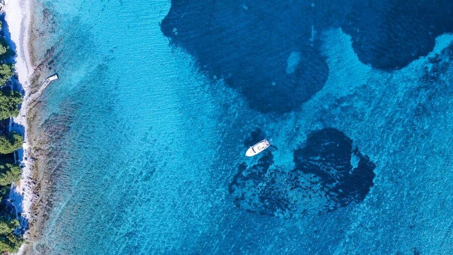 Blue Lagoon and Trogir Half-Day Speedboat Tour from Split - FAQ