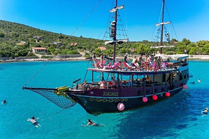 Blue Lagoon & Underwater Museum from Split with Lunch & Drinks - Fumija: your first chance to swim
