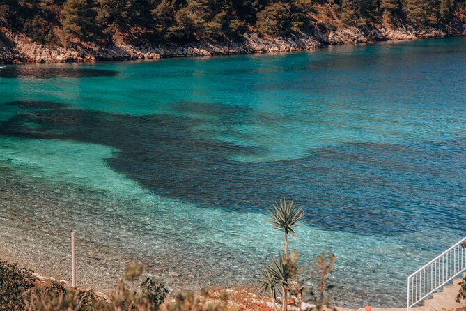 Brac, Hvar, & Solta Day Trip: Snorkeling, Wine & Lunch from Split - Solta is where the day turns toward the water