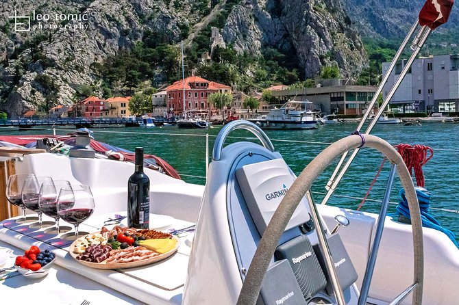 Brac Island One-Day Trip with the Sailboat Nana - Private Tour - Setting out from Omiš aboard Nana