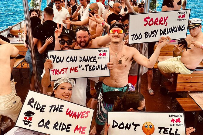 Captain’s Boat Party Split–Blue Lagoon Swim Stop + Free Shots &DJ - The nightclub access at the end