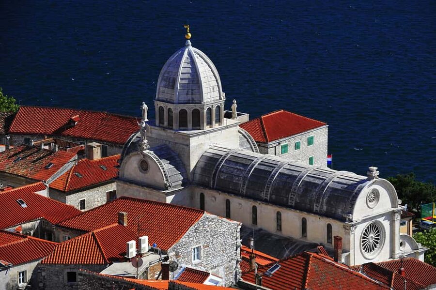 Dalmatian Delights: Food & Wine Tour from Split or Trogir - Why this Split and Trogir wine tour works
