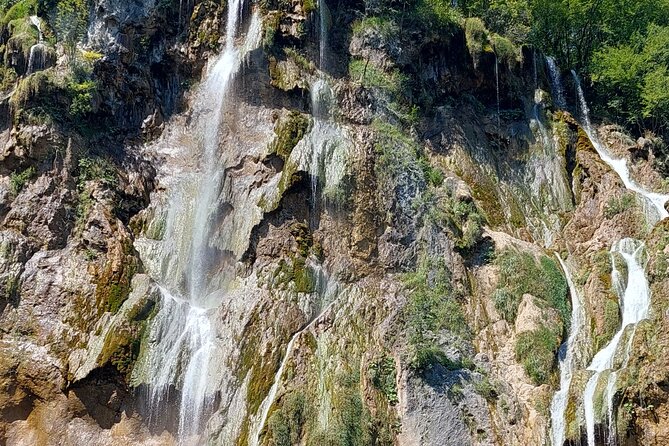 Day Trip to Plitvice lakes From Split - Timing, clothing, and practical preparation