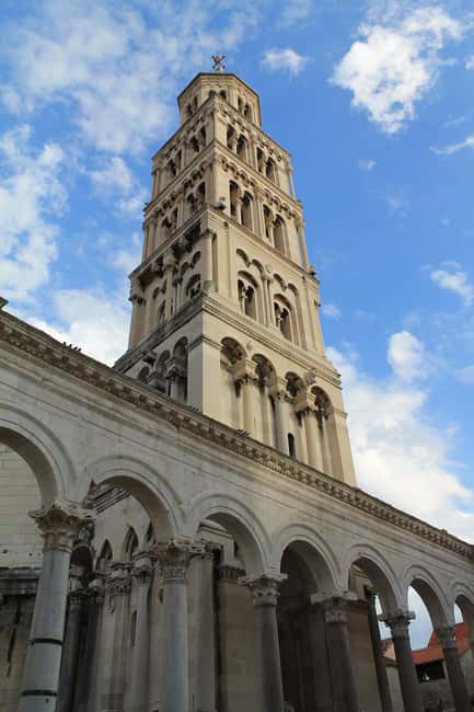 Diocletian's Palace and Old Town SMALL GROUP Walking Tour - Key points at a glance