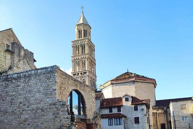 Diocletian's Palace Small Group Tour in Split - The Peristyle, the palace’s dramatic central square