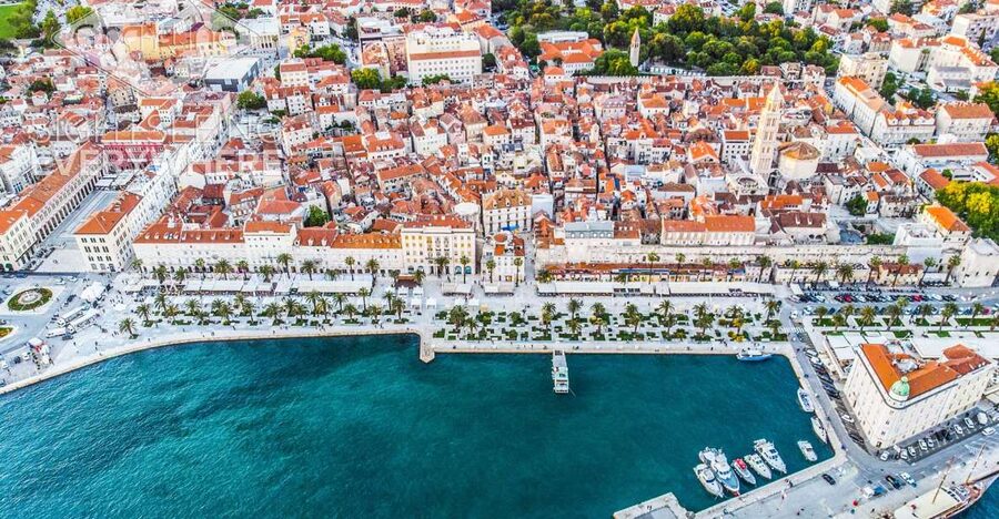 Discover The Old Town Split 1.5h walking Small group tour - What makes this Split walk worth your time