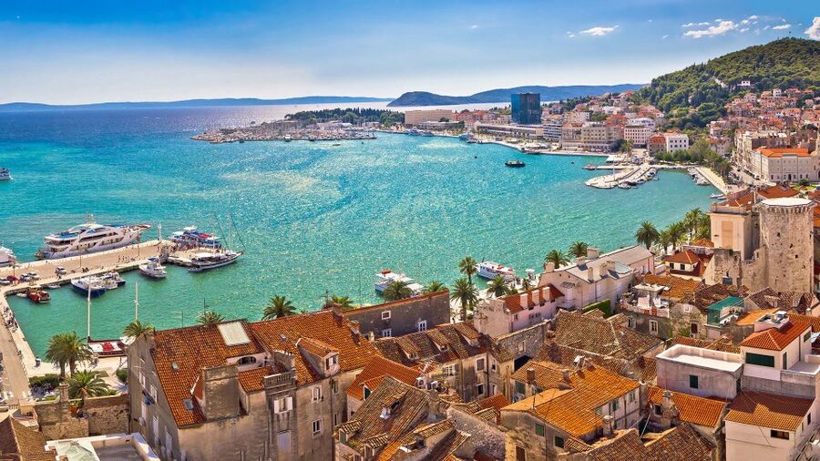 Discover The Old Town Split 1.5h walking Small group tour - The cellars and Peristyle courtyard