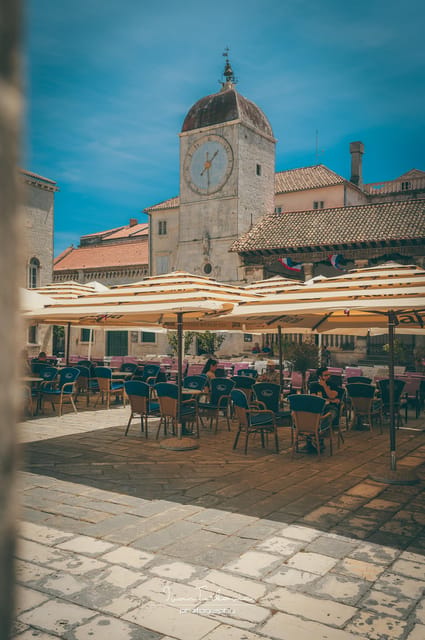 Discover Trogir: Guided Walking Tour of a Medieval Gem - Kamerlengo Fortress and the Adriatic outlook