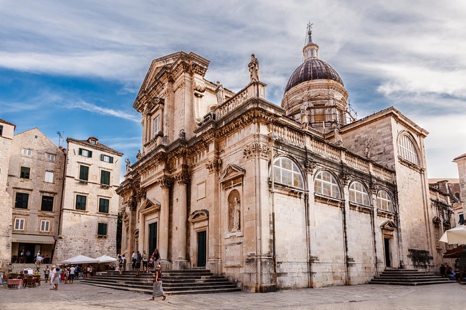 Dubrovnik tour from Split - The ride from Marulićeva Street to Dubrovnik