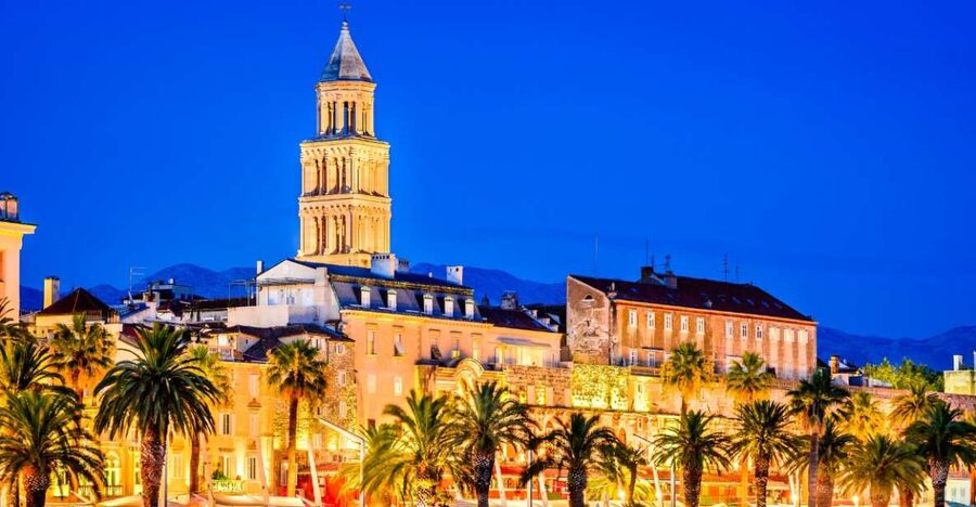 Evening Group Walking Tour - Split Old City Diocletian's Pal - The Temple of St. Jupiter and a change in religious purpose