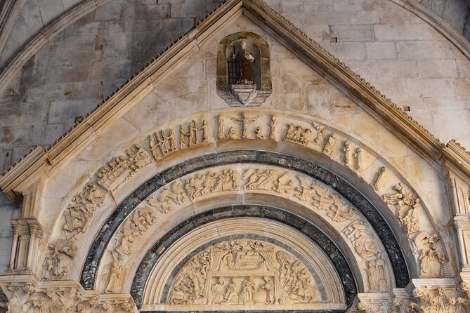 Experience Trogir with a Local Guide - A former noble palace and Trogir’s social life
