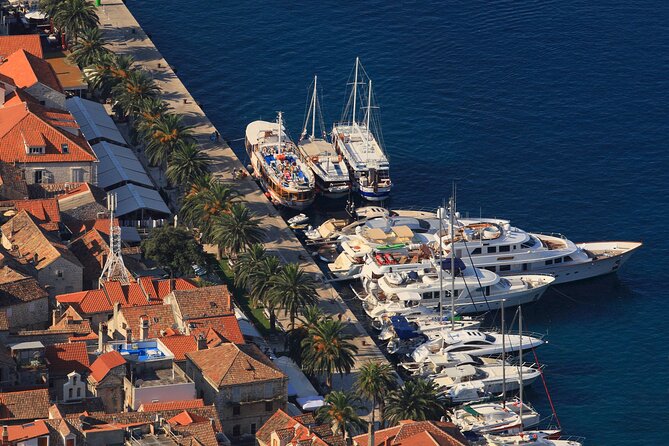 Explore Hvar, Brac and Solta on the Private Boat Trip - Unique Experience - Necujam: snorkeling above a sunken ship
