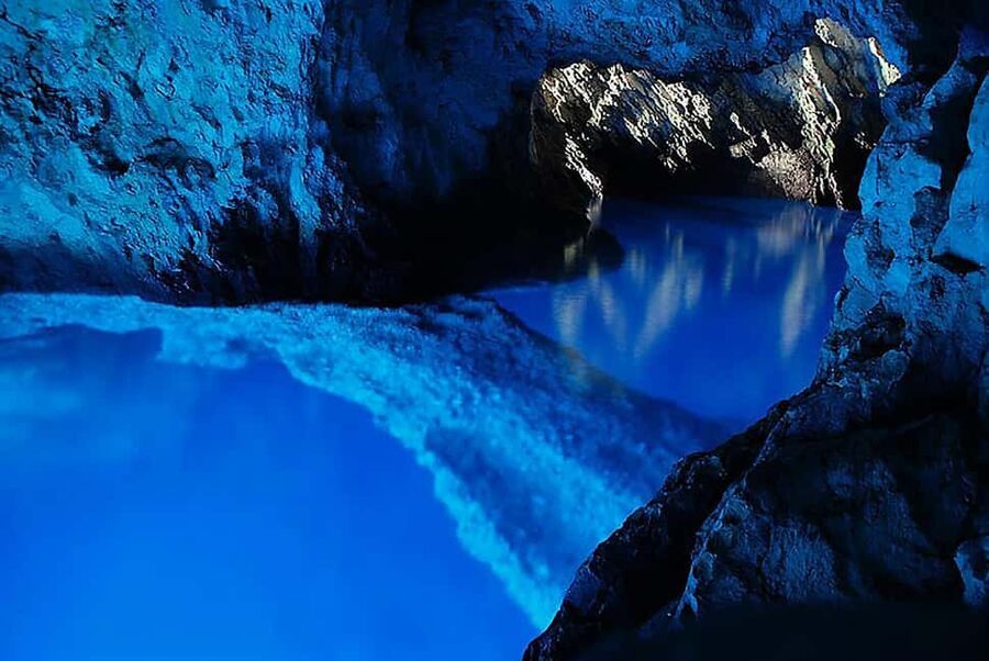 From Hvar: Blue cave group speedboat tour full day - Green Cave choices depend on the group