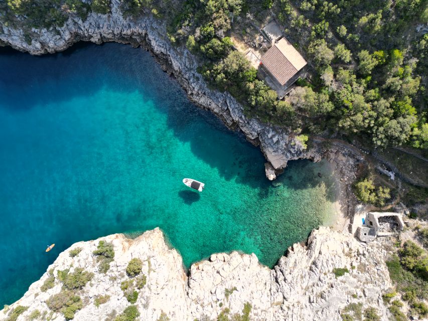 From Makarska: Hidden Gems of Hvar Island's North Shore - Veliki Pokrivenik, a calm first stop on Hvar