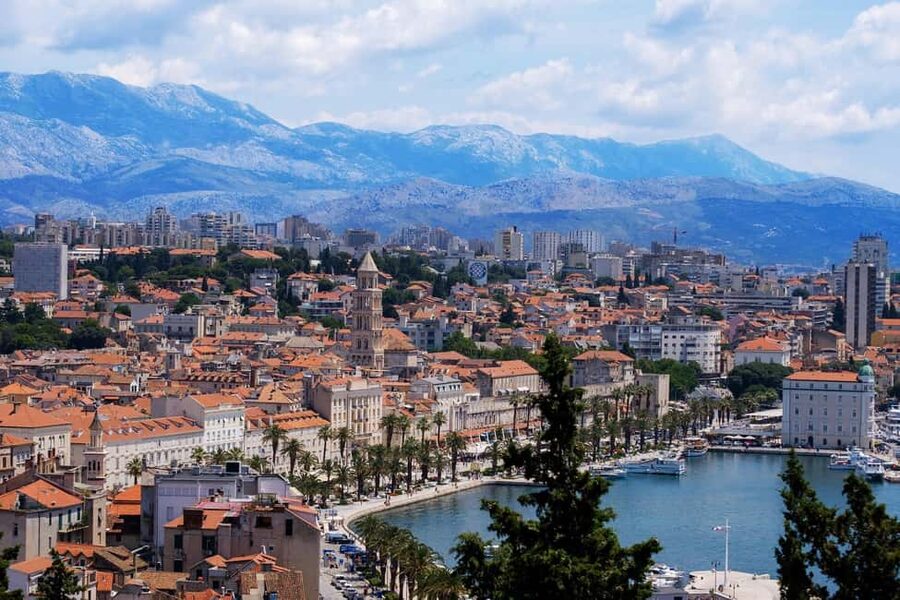 From Makarska : Split City Guided Tour & Free Time - Three free hours for your own version of Split