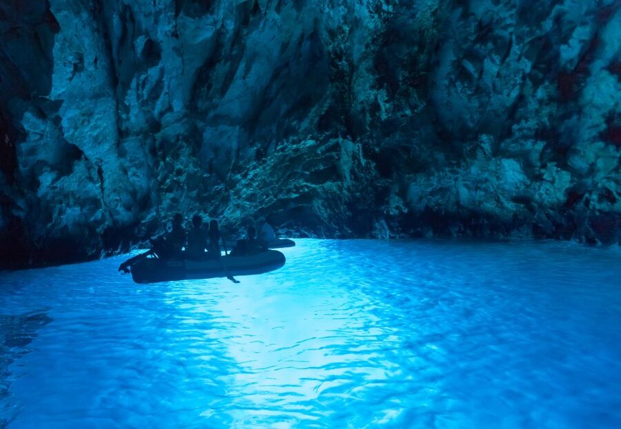 From Omis: Blue Cave & 5 Island Speedboat Tour - Why this five-island boat trip works