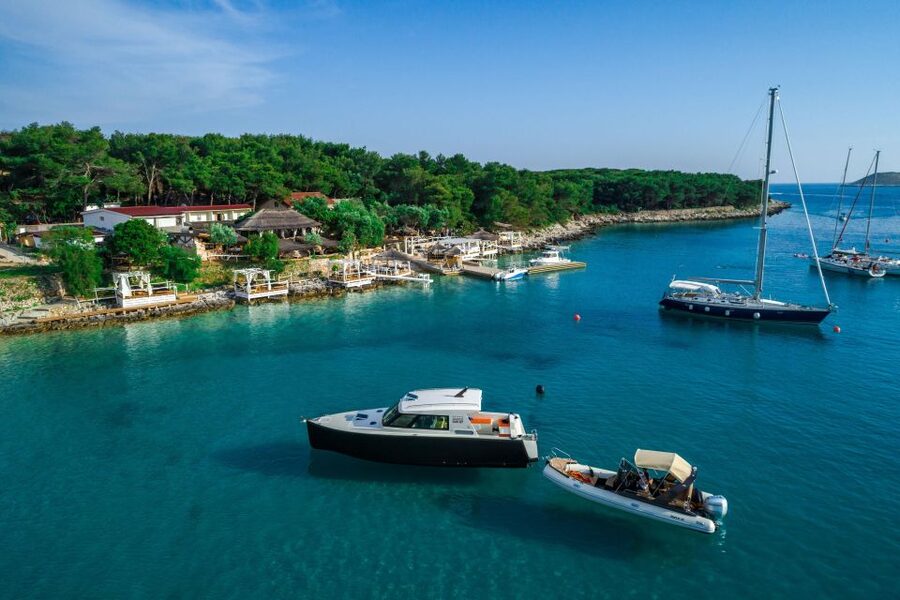 From Split: 3 Islands Half-Day Boat Tour with Blue Lagoon - Trogir or Duga Beach on Čiovo