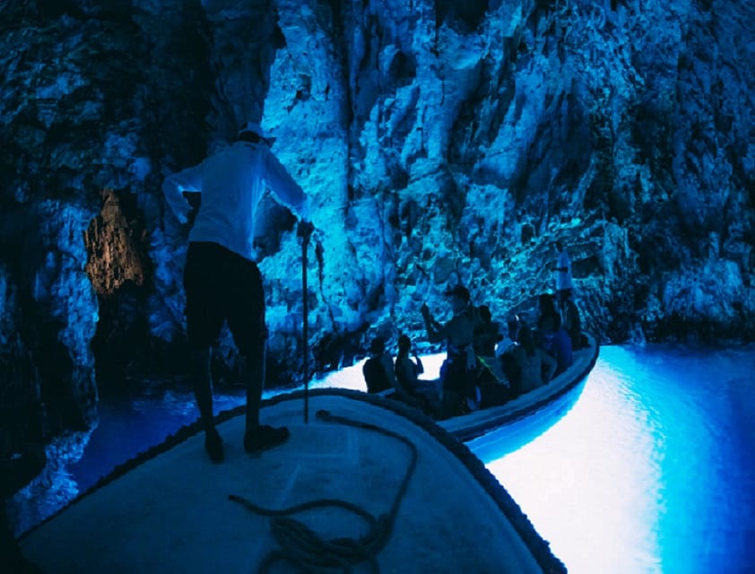 From Split: Blue Cave & 5 Islands Amazing Speedboat Tour - The final swim and return to Split