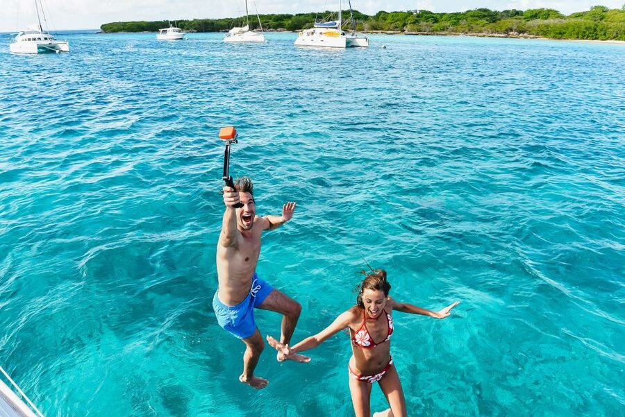 From Split: Blue Cave & 5 Islands with Vis & Hvar Boat Tour - Why this boat tour covers so much ground