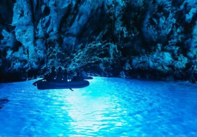 From Split: Blue Cave & 5 Islands with Vis & Hvar Boat Tour