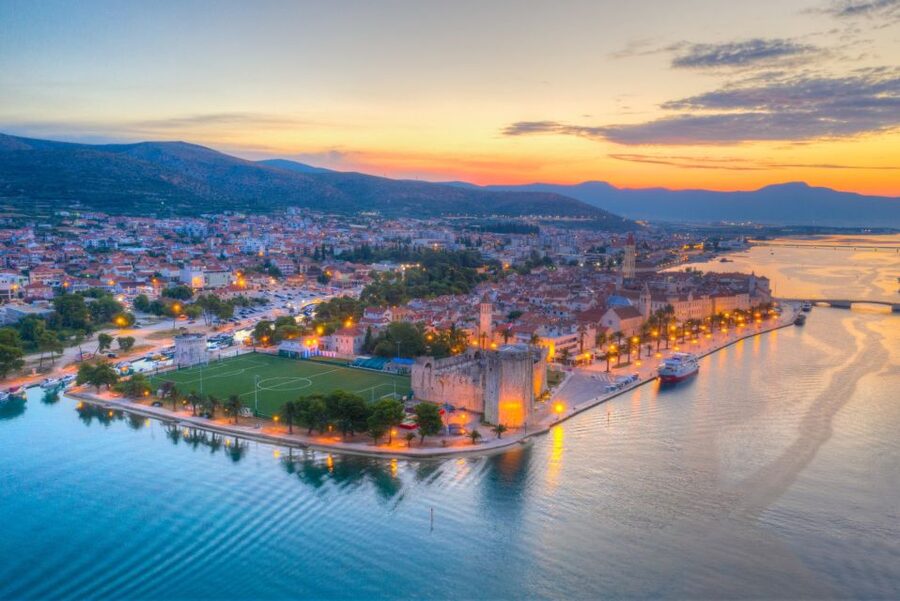 From Split: Blue Lagoon & Trogir Boat Trip with Snorkeling - A five-hour Adriatic outing from central Split