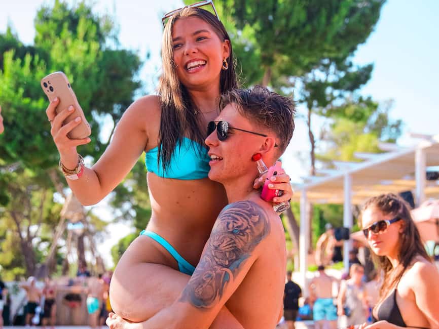 From Split: Brač Island Beach Bar and Pool Party - What the $38 price actually covers