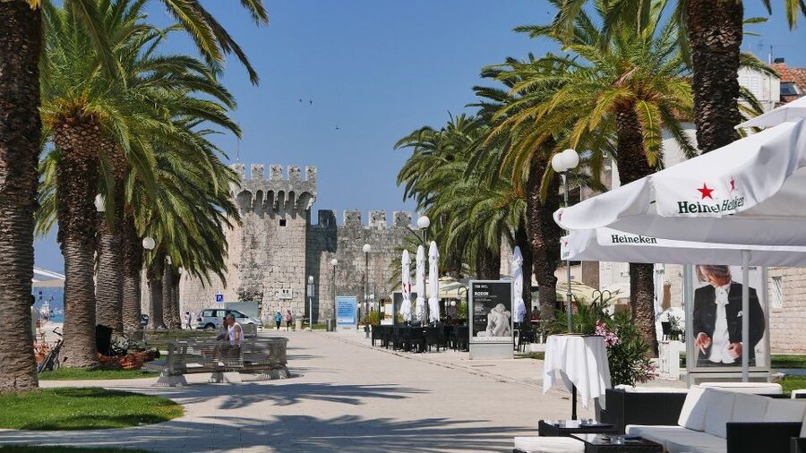From Split: Half-Day Split & Trogir Small Group Guided Tour - One hour of free time in Trogir