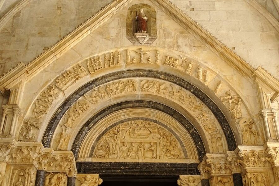 From Split: Half-Day Tour of Trogir Old Town in Small Group - Meeting Under Split’s Golden Gate