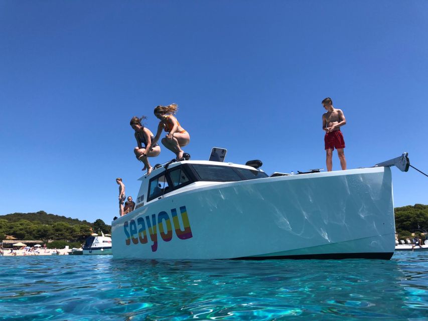 From Split: Luxury Cabin Boat Tour to The Blue Cave and Hvar - Key points at a glance