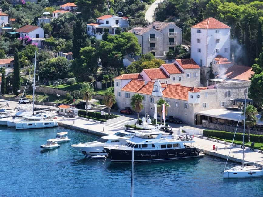 From Split or Trogir: Trogir and Blue Lagoon Half-Day Trip - Maslinica: a slower finish on Šolta