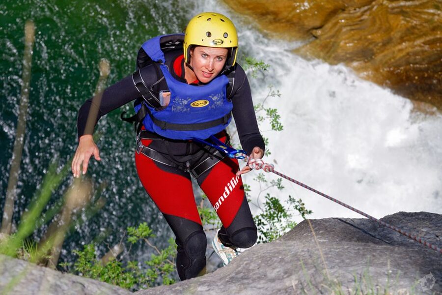 From Split or Zadvarje: Extreme Canyoning on Cetina River - Rappelling on the extreme version