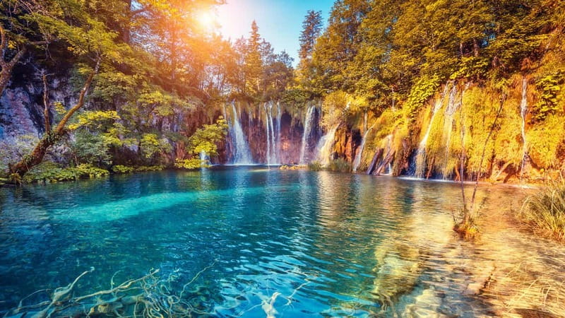 From Split: Plitvice Lakes Guided tour - The long return to Split