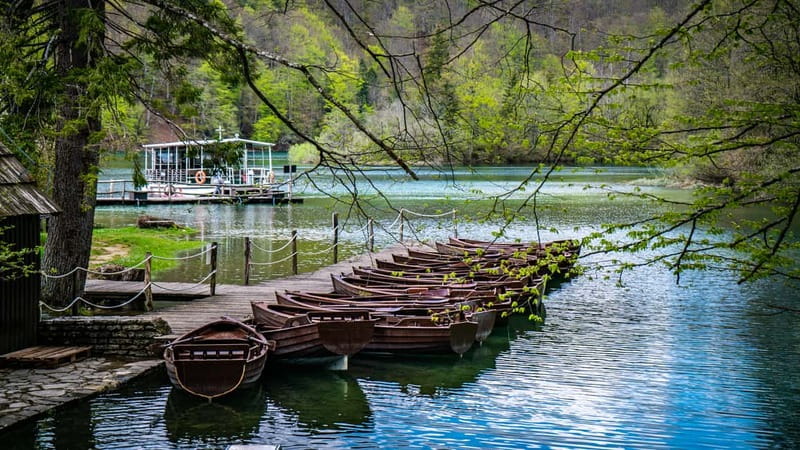From Split: Plitvice Lakes Guided tour - The 3.5-hour ride from Split or Trogir