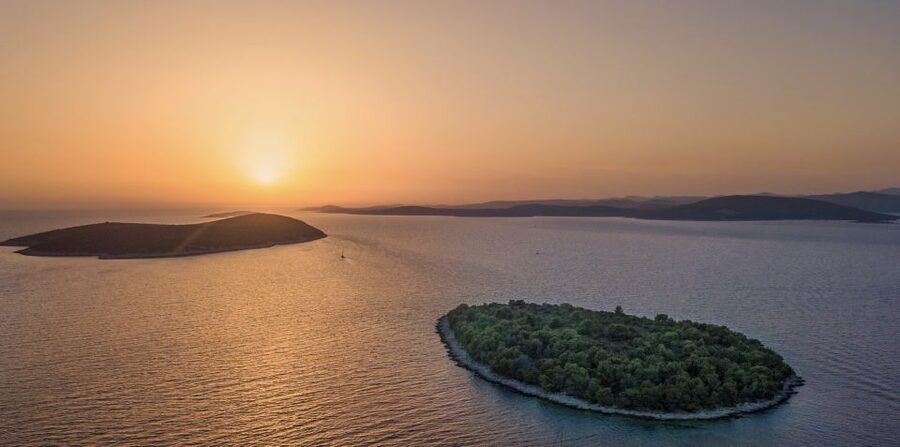 From Trogir: Sunset Private Tour - Swimming among Maslinica’s seven islets