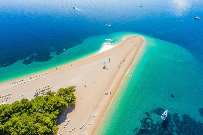 Full-Day Private Plitvice Lakes National Park roundtrip transfer from Split - Weather can rewrite the day