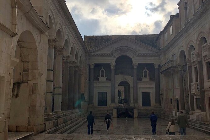 History & Cultural Walking Tour of Split and Diocletian's Palace - The palace substructures and the limits of the visit