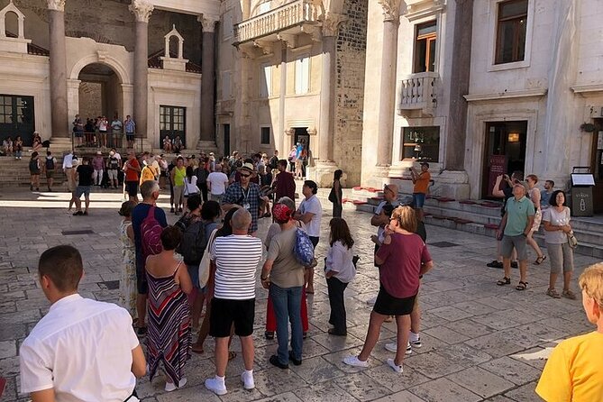 History Split Walking Tour in French -Small group - Riva Harbor and the city beyond the walls