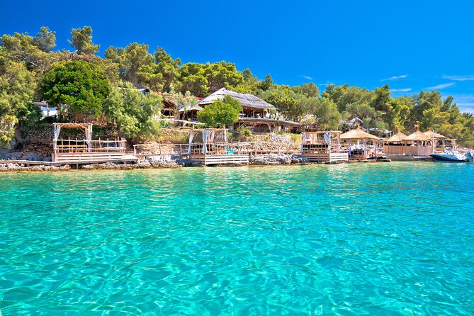 HVAR & 4 Islands PRIVATE BOAT TOUR - A big Adriatic day from Split